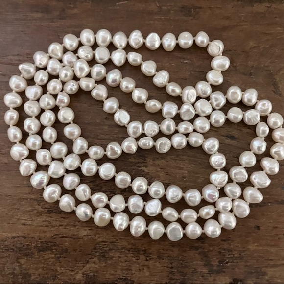 Estate Jewelry - Freshwater Pearl Necklace 18 in.